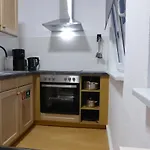 Napoleon, Naehe Zentrum, 2 Schlafzimmer, Grosser Balkon, Free Wifi ,parken Apartment