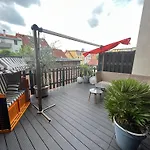 Apartment Napoleon, Naehe Zentrum, 2 Schlafzimmer, Grosser Balkon, Free Wifi ,parken Jena