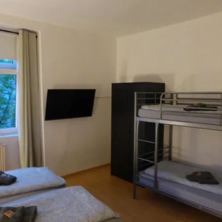 Napoleon, Nähe Zentrum, 2 Schlafzimmer, Großer Balkon, Free Wifi ,parken Apartment