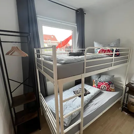 Napoleon, Naehe Zentrum, 2 Schlafzimmer, Grosser Balkon, Free Wifi ,parken