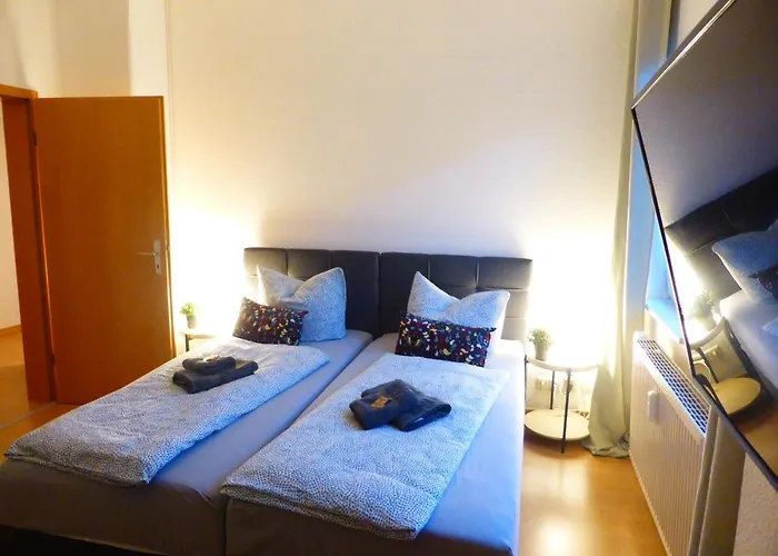 Napoleon, Naehe Zentrum, 2 Schlafzimmer, Grosser Balkon, Free Wifi ,parken Γιένα