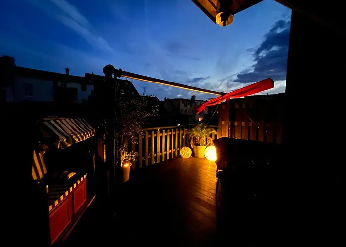 Διαμέρισμα Napoleon, Naehe Zentrum, 2 Schlafzimmer, Grosser Balkon, Free Wifi ,parken